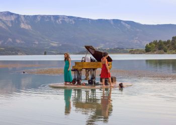 Santa Marina del Rey vibrará este fin de semana con su concierto de piano flotante