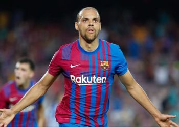 braithwaite se queda en españa