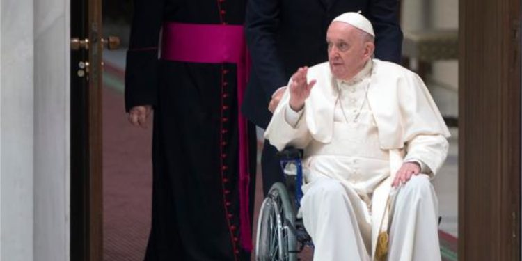 El estado de salud del Papa hace prever una renuncia
