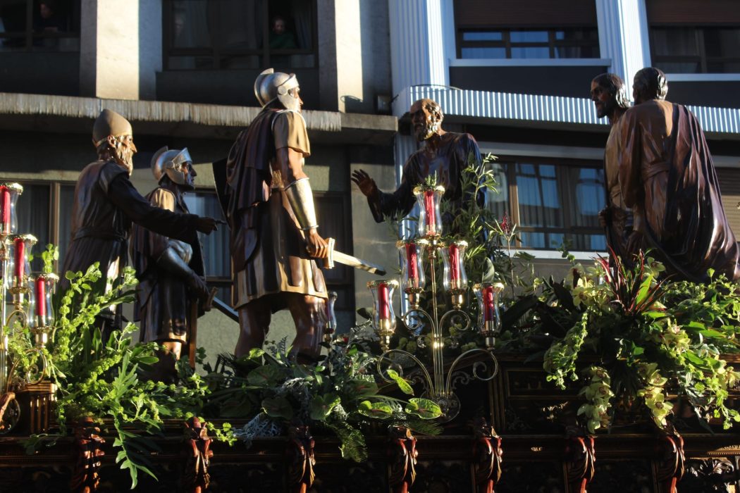 La "Passio Legionensis" llena de pasión las calles de León 1