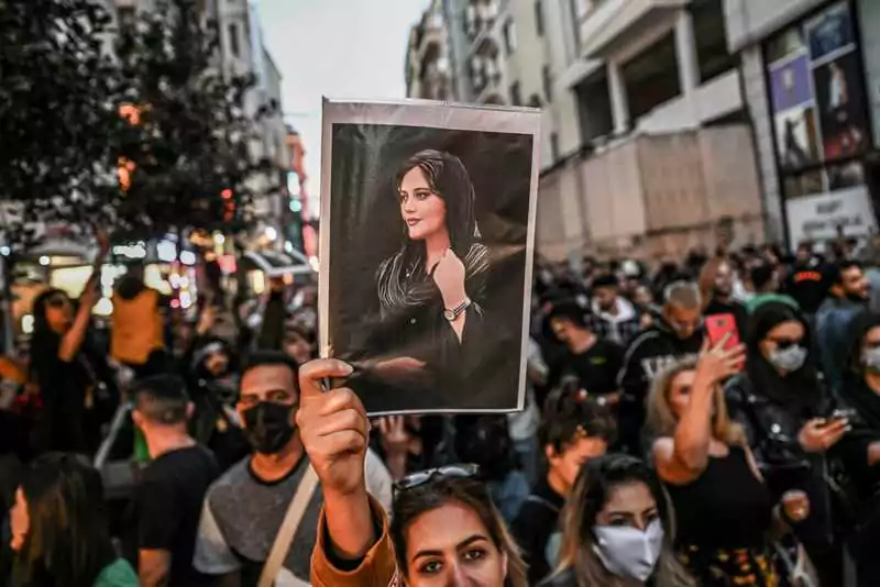 Las protestas por la muerte de la iraní Mahsa Amini dejan 31 muertos 2