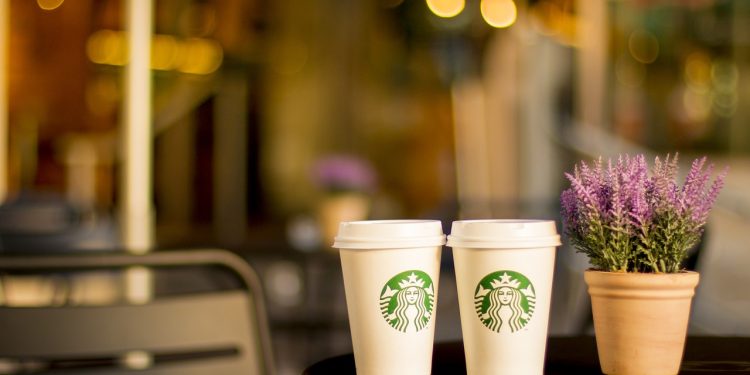 Starbucks quiere cambiar todo radicalmente, un nuevo comienzo 1