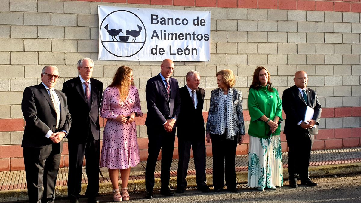 La Asociación Banco de Alimentos de León recibe a Su Majestad la Reina Doña Sofía 3