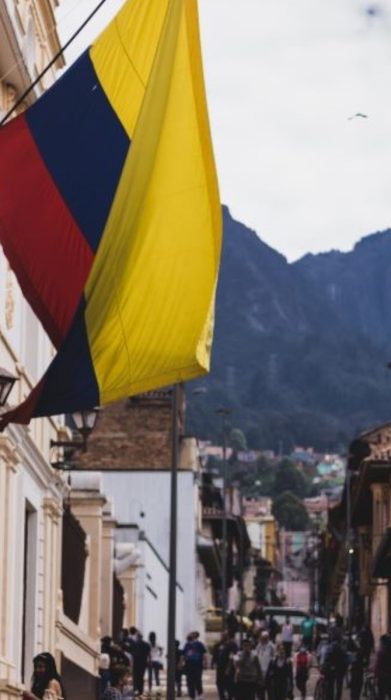 ¿Cuál es la clave del éxito para que los inversores extranjeros puedan abrirse paso en el mundo empresarial de Colombia? 1