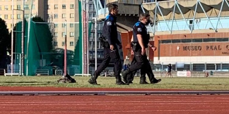 Sancionado por entrenar sin camiseta