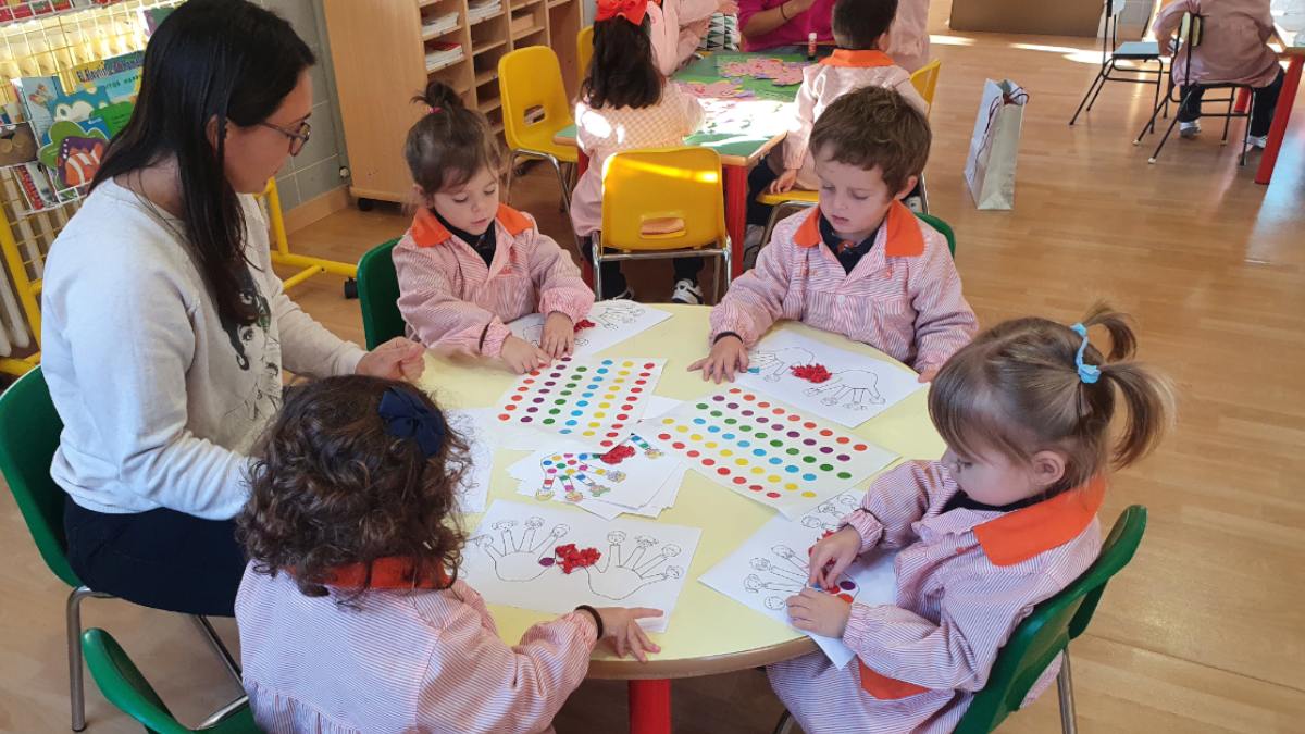 El colegio Divina Pastora celebró el Día de los Derechos de los Niños 3