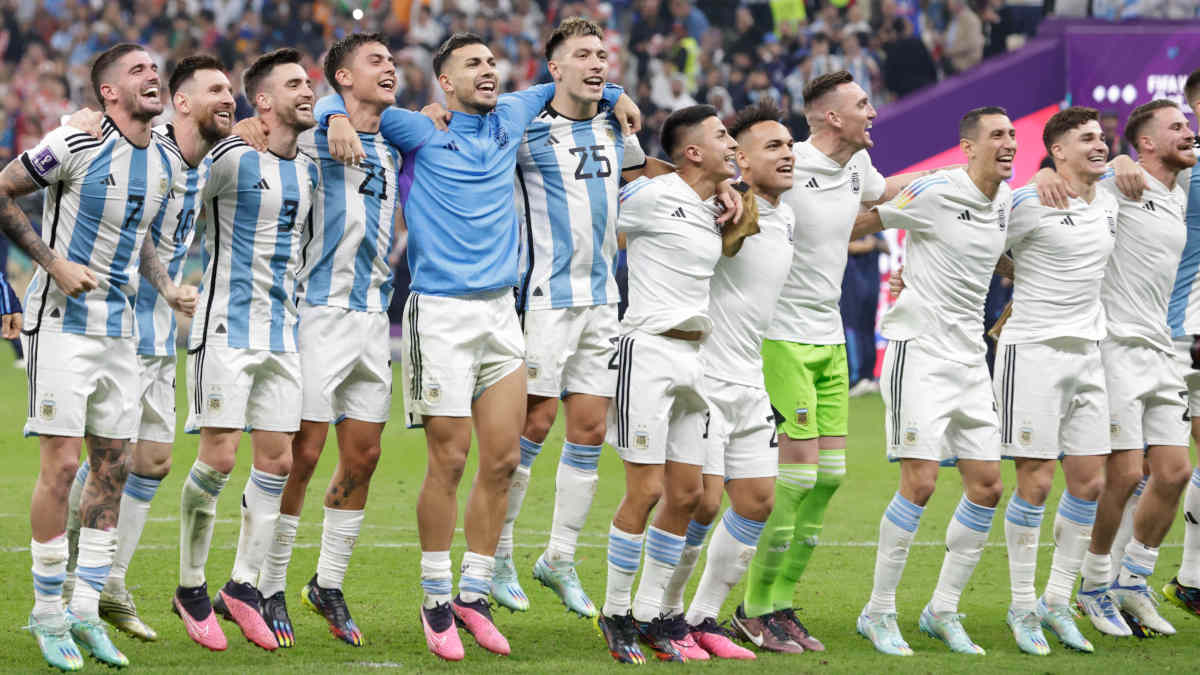 Argentina a un paso de levantar su tercer Mundial 2