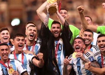 Argentina gana su tercer Mundial en la final más emocionante 1