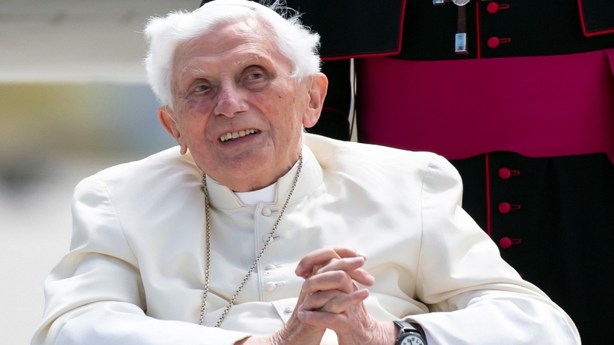 Benedicto XVI en estado muy grave, todo el mundo pendiente 1