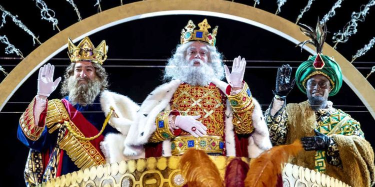 Cabalgata de los Reyes Magos en León