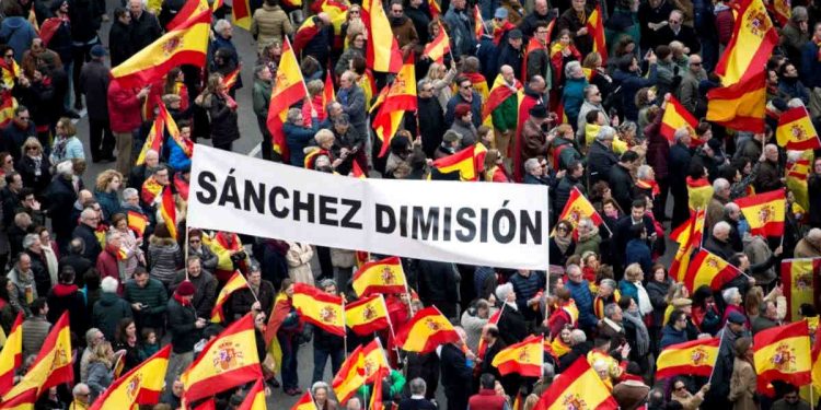 Manifestación contra Sánchez