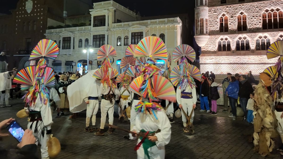 El exitoso desfile de Antruejos en León 3