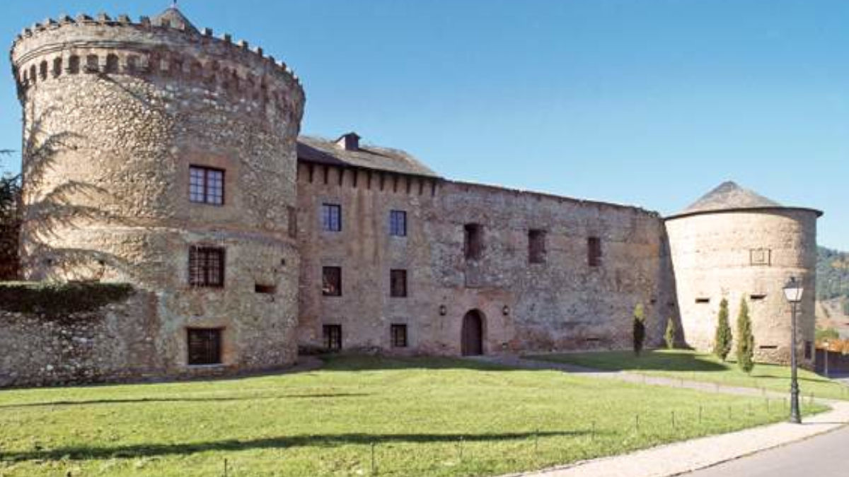 Los 8 castillos más impresionante que verás en León 7
