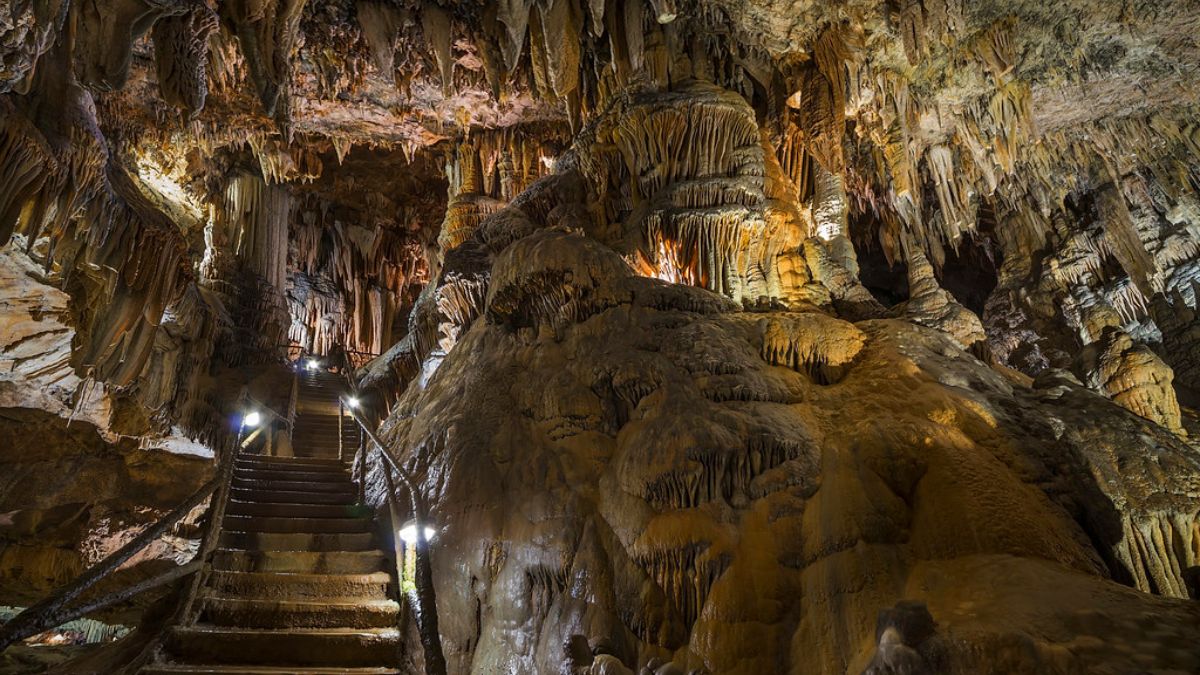 La Cueva de Valporquero se podrá visitar en este horario 1