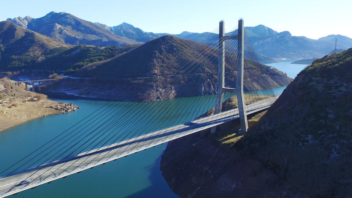 Uno de los puentes más icónicos de España se encuentra en León 1