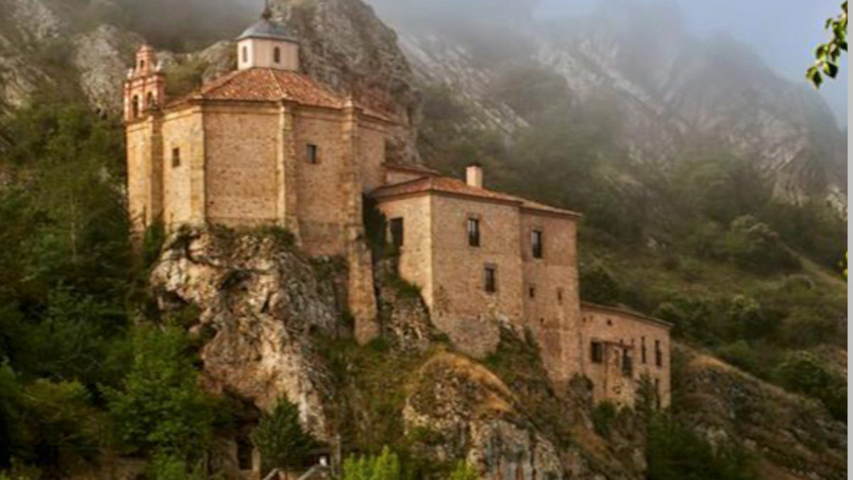 10 ermitas en España que te encantarán 6