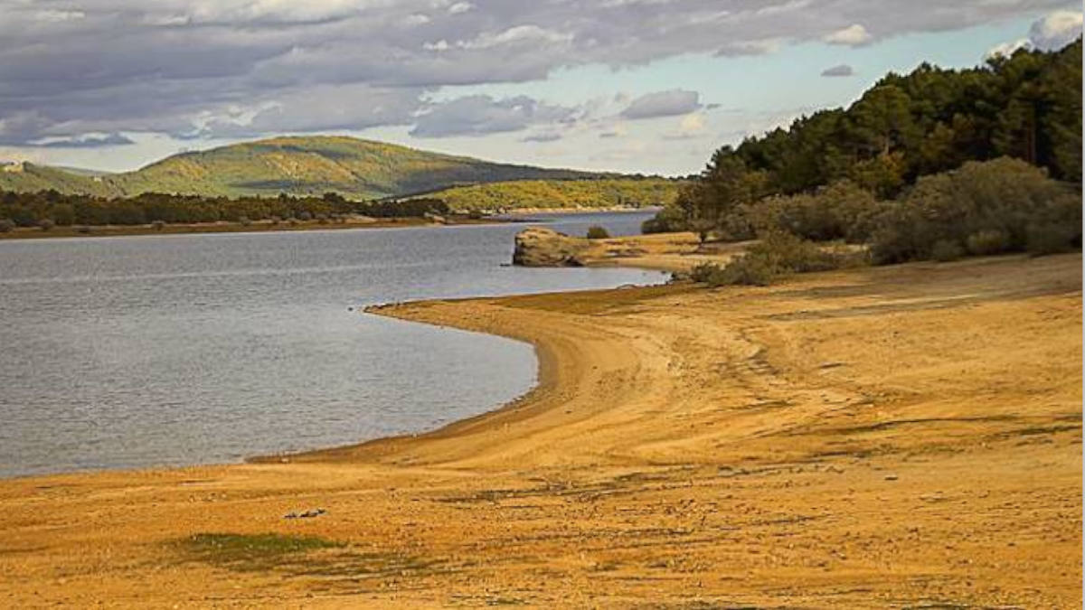 7 lagos de Castilla y León que te sorprenderán 4