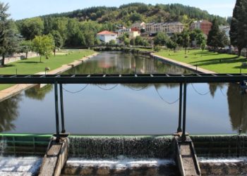 Piscina fluvial de Igüeña