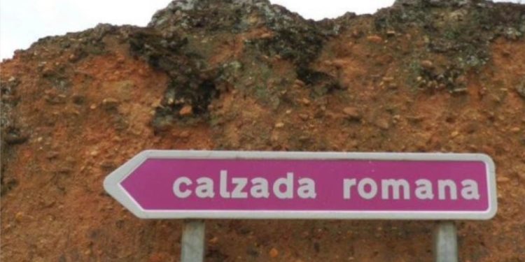 Reformas en la calzada de la vía romana