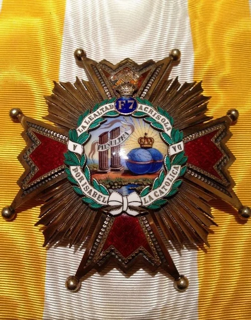 Cruz de la Orden de Isabel la Católica