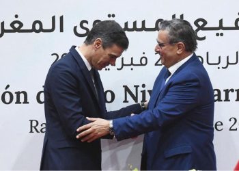 Pedro Sánchez con el primer ministro de Marruecos
