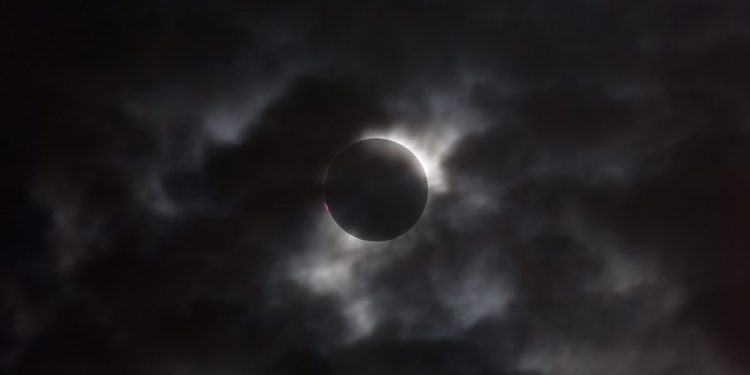 Cómo afectarán los eclipses a España y su significado oculto 1
