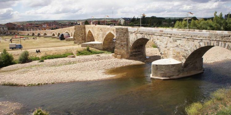 10 puentes de la Edad Media que te sorprenderán 1