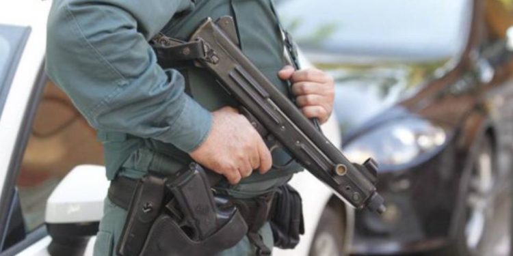 Guardia Civil en la detención del atrincherado en Mijas
