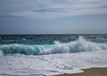 playas con bandera negra