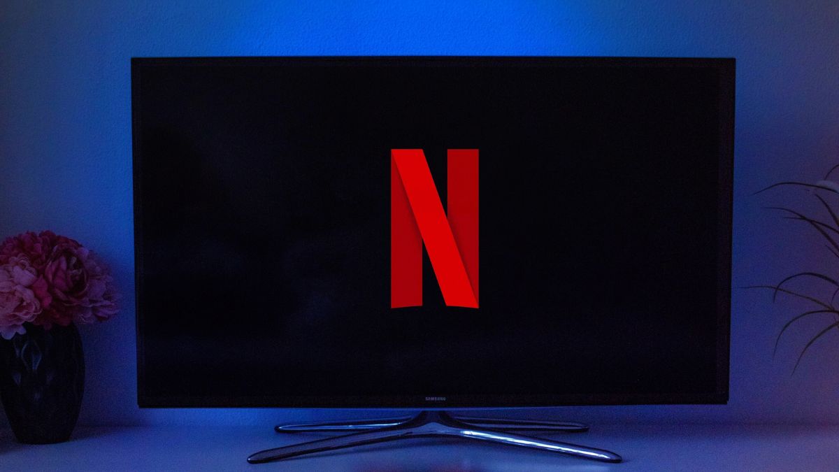 Popular Netflix series begins filming in the midst of a crisis