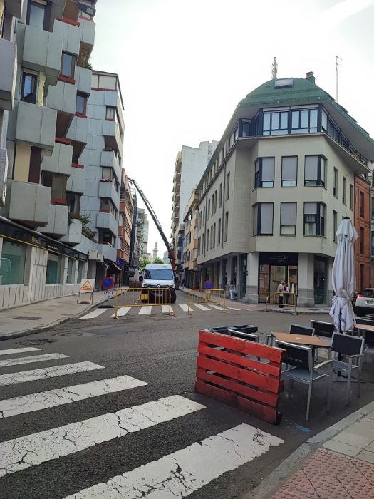 Evita esta concurrida calle de León que está cortada al tráfico 1