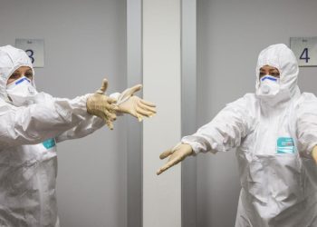 Médicos contra el ébola en País Vasco