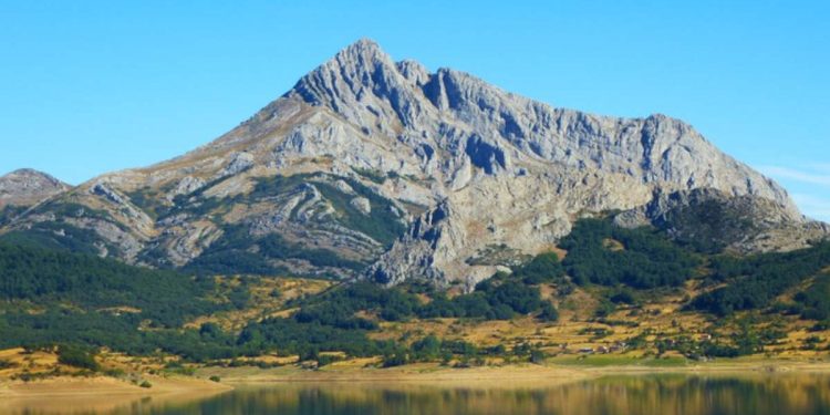 Montaña de León