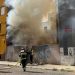 Un incendio provoca el caos en este barrio de León 1
