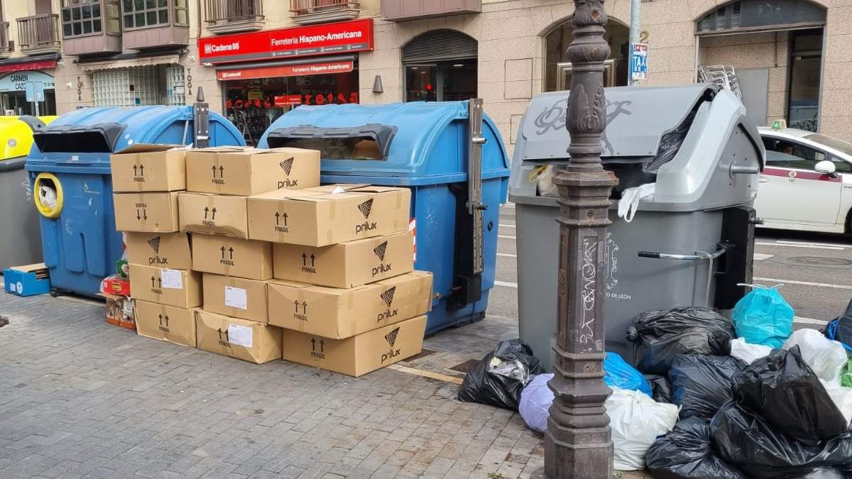 Posiblemente esta es la calle más sucia de León 11