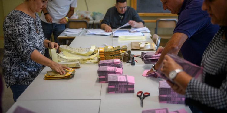 Colegio electoral de Pastorinas en León