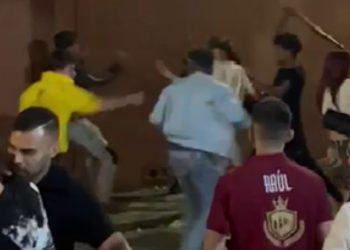 Una pelea con bates de béisbol y botellas deja 2 detenidos y 2 heridos en las fiestas