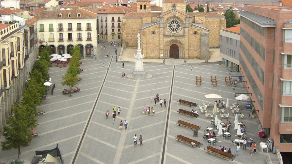 Las 10 originales plazas mayores de Castilla y León 4