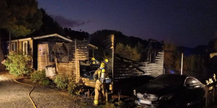 Una niña fallece en el atroz incendio en un camping