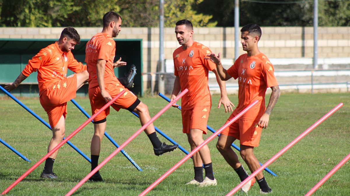 Las imágenes del entrenamiento de la Cultural Leonesa 1