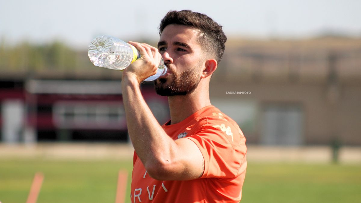 Las imágenes del entrenamiento de la Cultural Leonesa 6