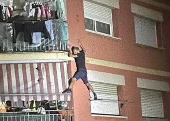 El escalador de edificios que roba por la ventana