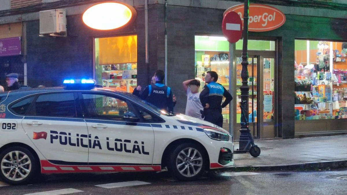 Atropellado un menor en la calle José María Fernández 2
