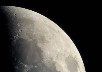 La noche para observar la luna desde León es mañana 3
