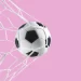 El primer equipo de fútbol femenino contra el cáncer de mama