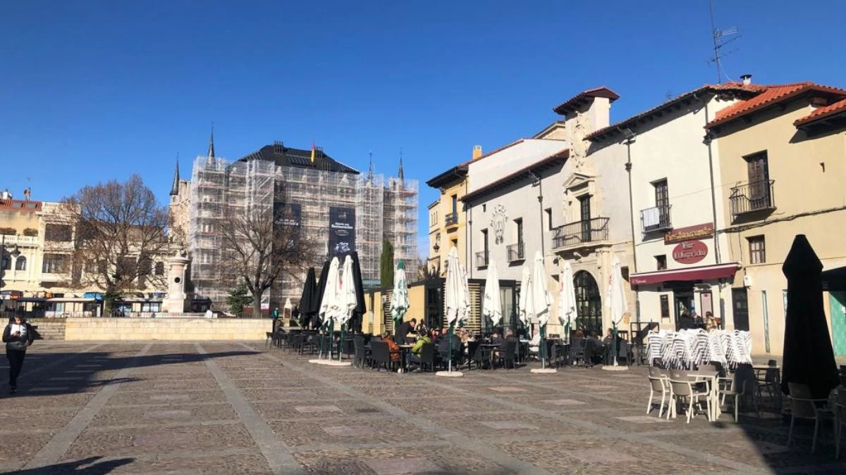 El pesebre va cogiendo forma en San Marcelo