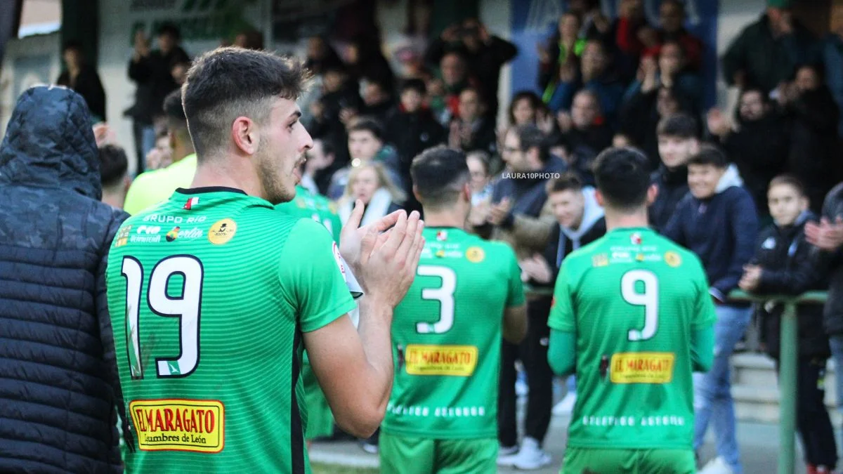 Las mejores imágenes de la victoria del Atlético Astorga en la Copa del Rey 11