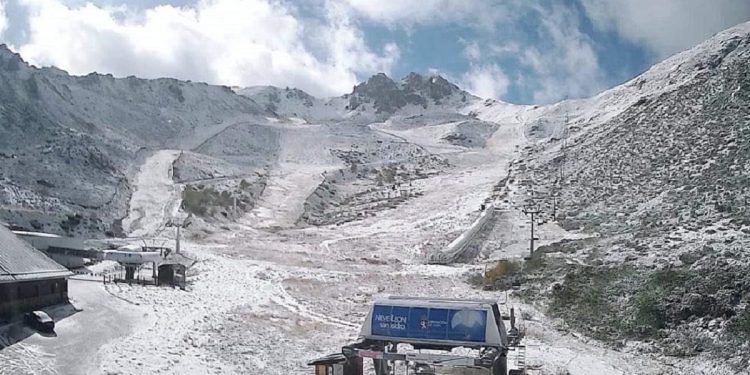 La nieve de León abre este día que comienza la temporada