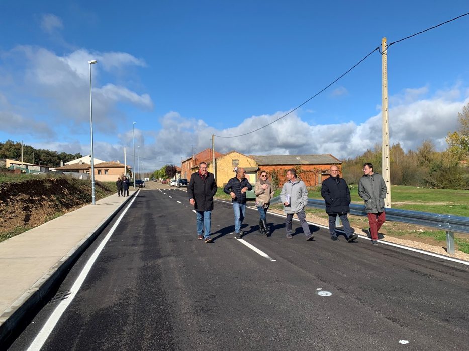 La nueva carretera que alegra a los vecinos 1