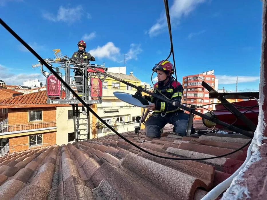 Los numerosos destrozos que la borrasca 'Ciarán' ha causado en León 1